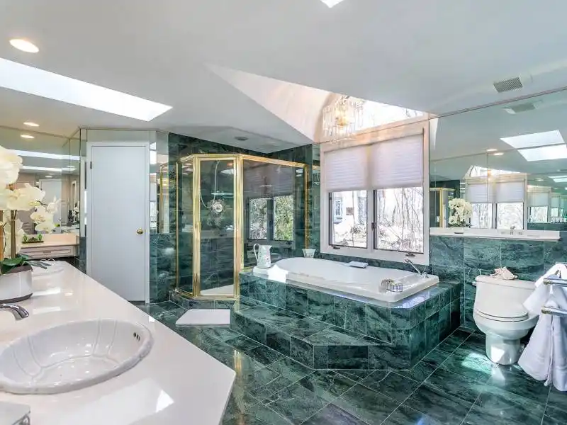 Residential For Sale – image 9