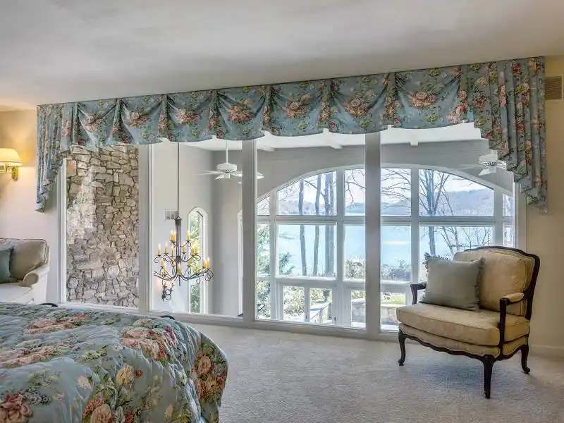 Residential For Sale – image 7