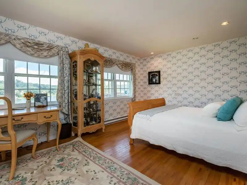 Residential For Sale – image 11