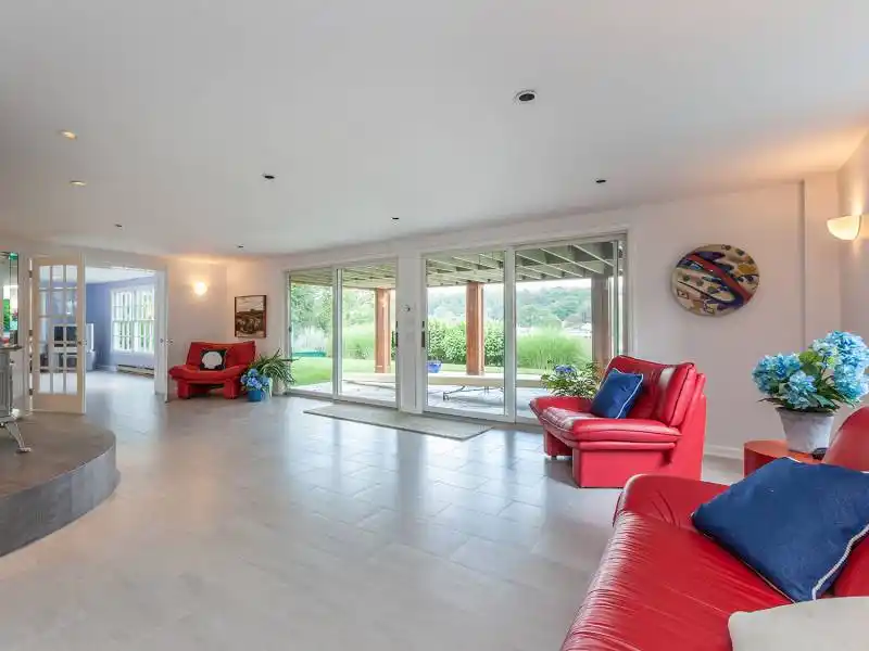 Residential For Sale – image 13