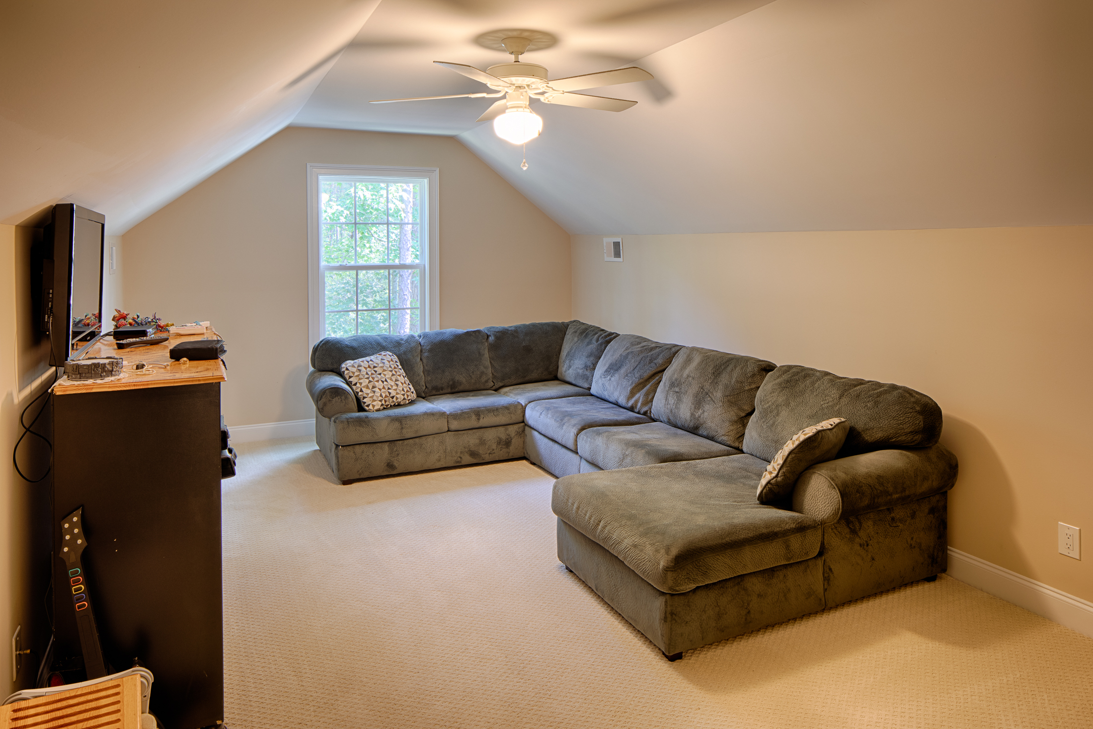 Residential For Sale – image 17