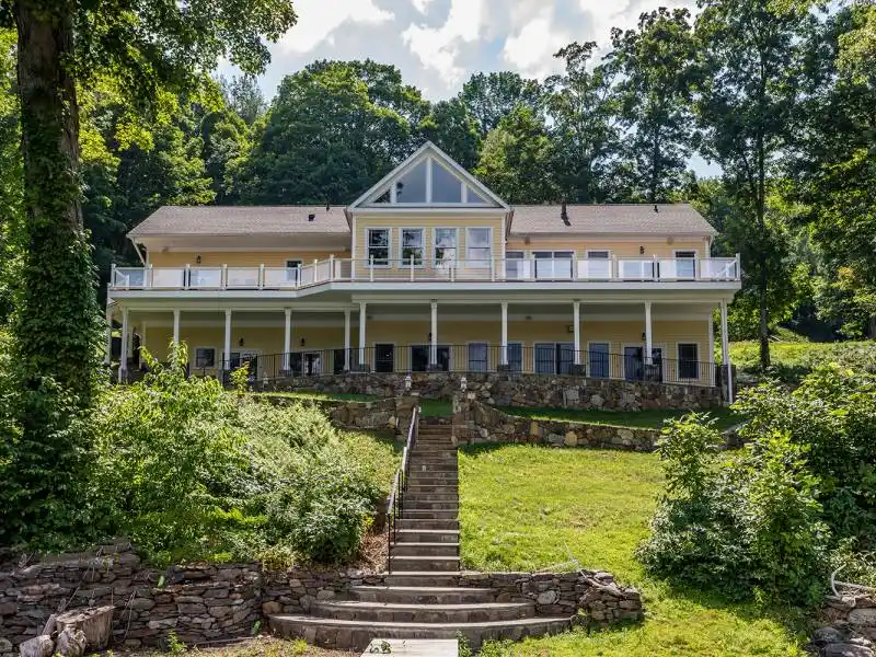Residential For Sale – image 1