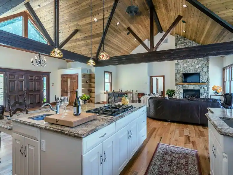 Residential For Sale – image 13