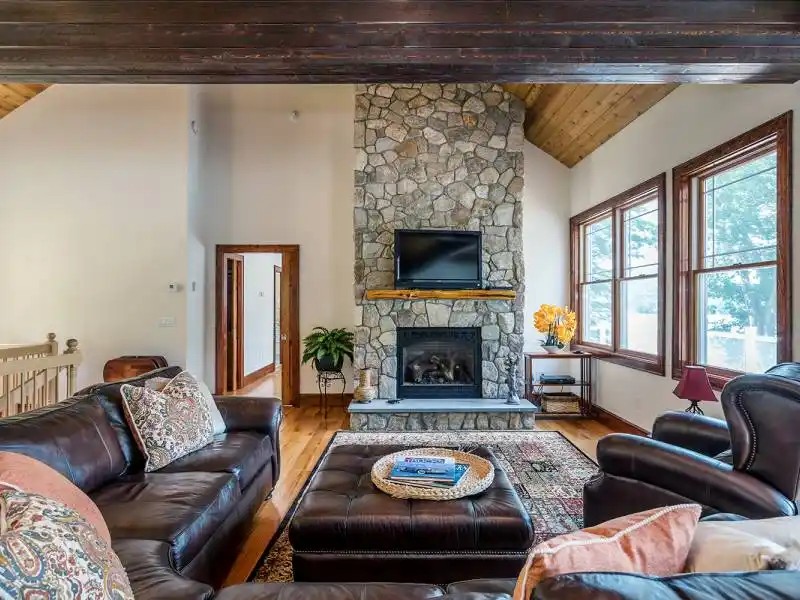 Residential For Sale – image 7