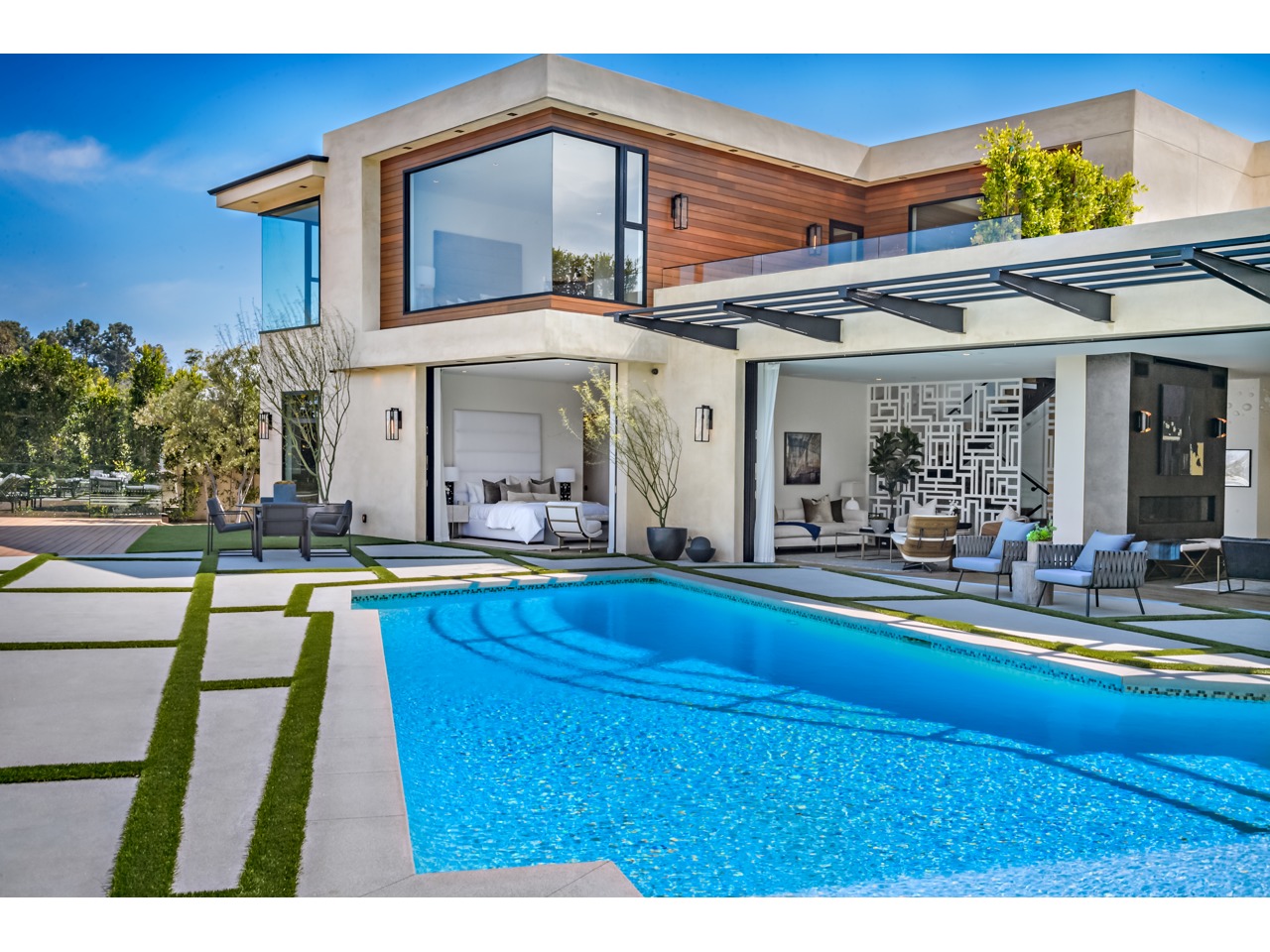 Residential For Sale – image 12