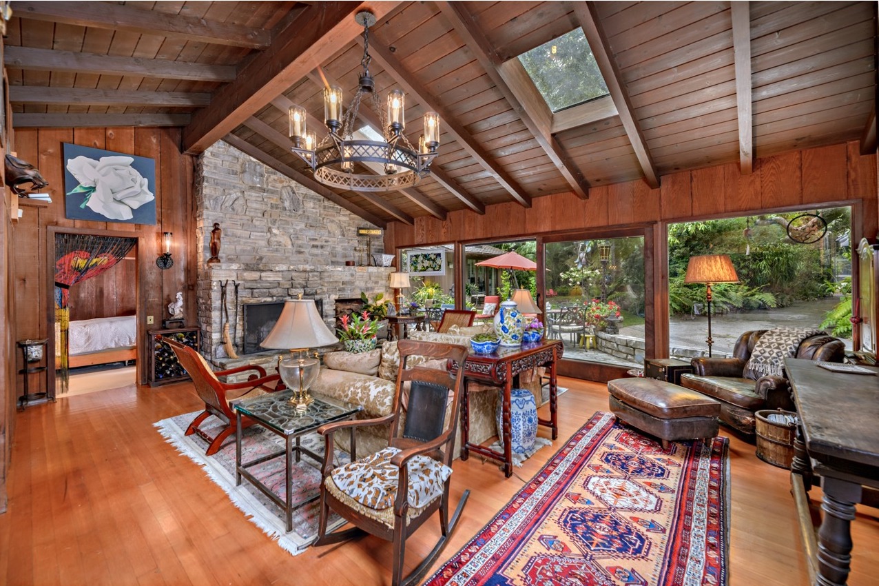 Residential For Sale – image 1