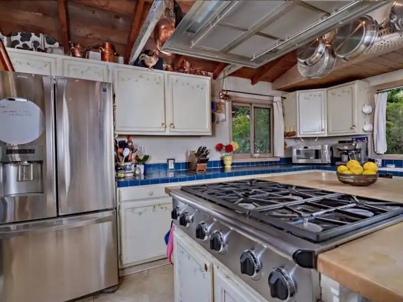 Residential For Sale – image 15