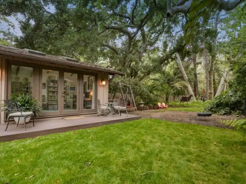 Residential For Sale – image 5