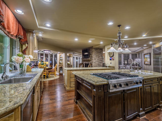 4831 E Copa De Oro Dr – image 6