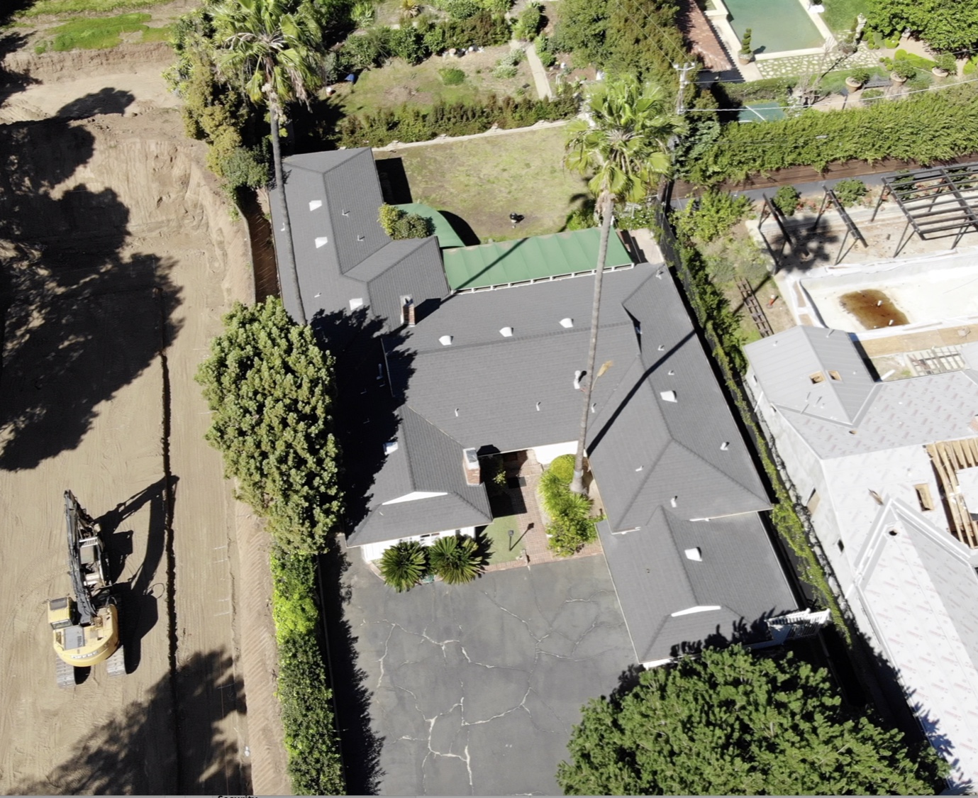 12835 San Vicente, Brentwood – image 2