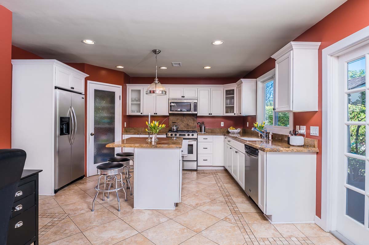 Residential For Sale – image 10