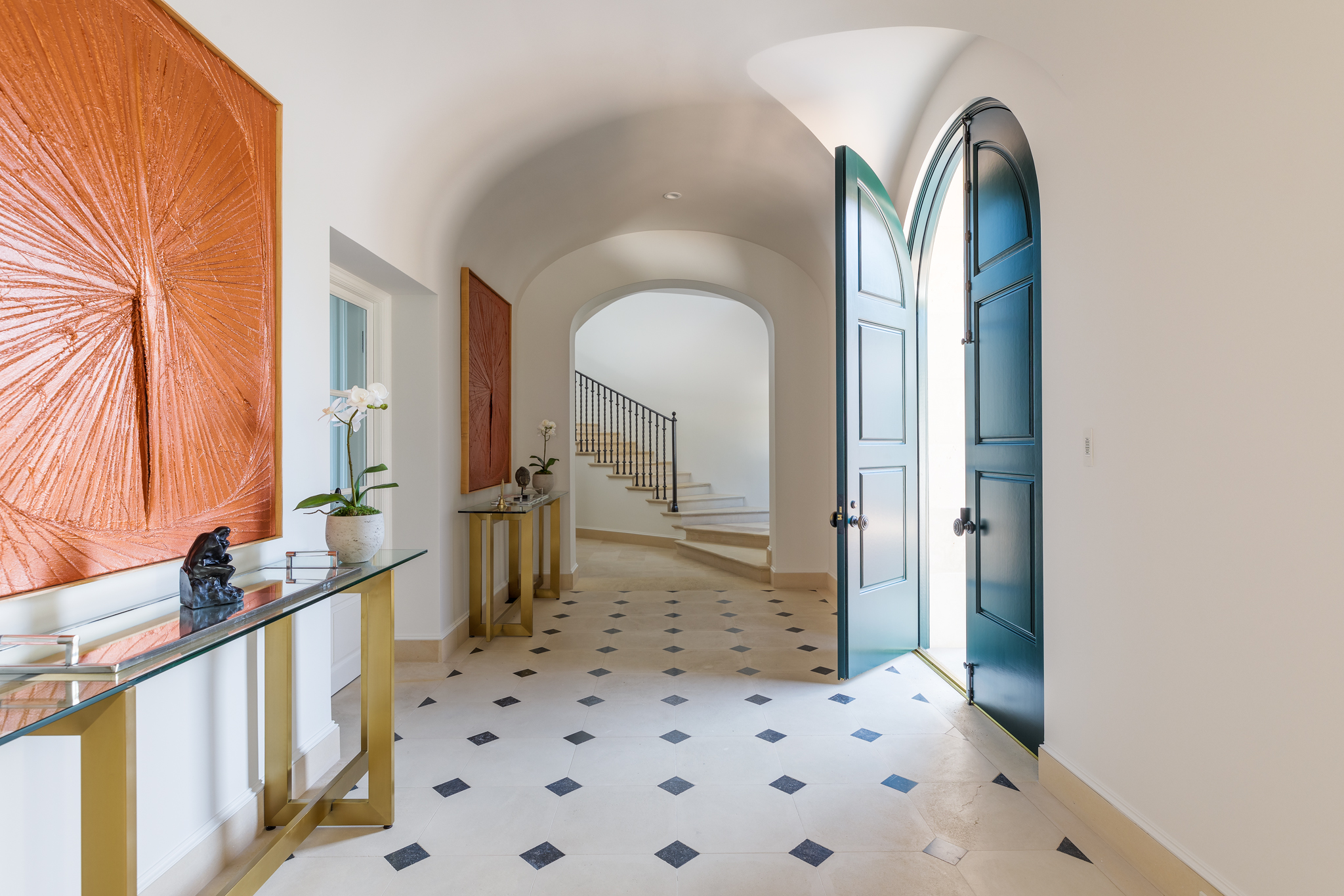 9240 Robin Dr, Los Angeles CA – image 10
