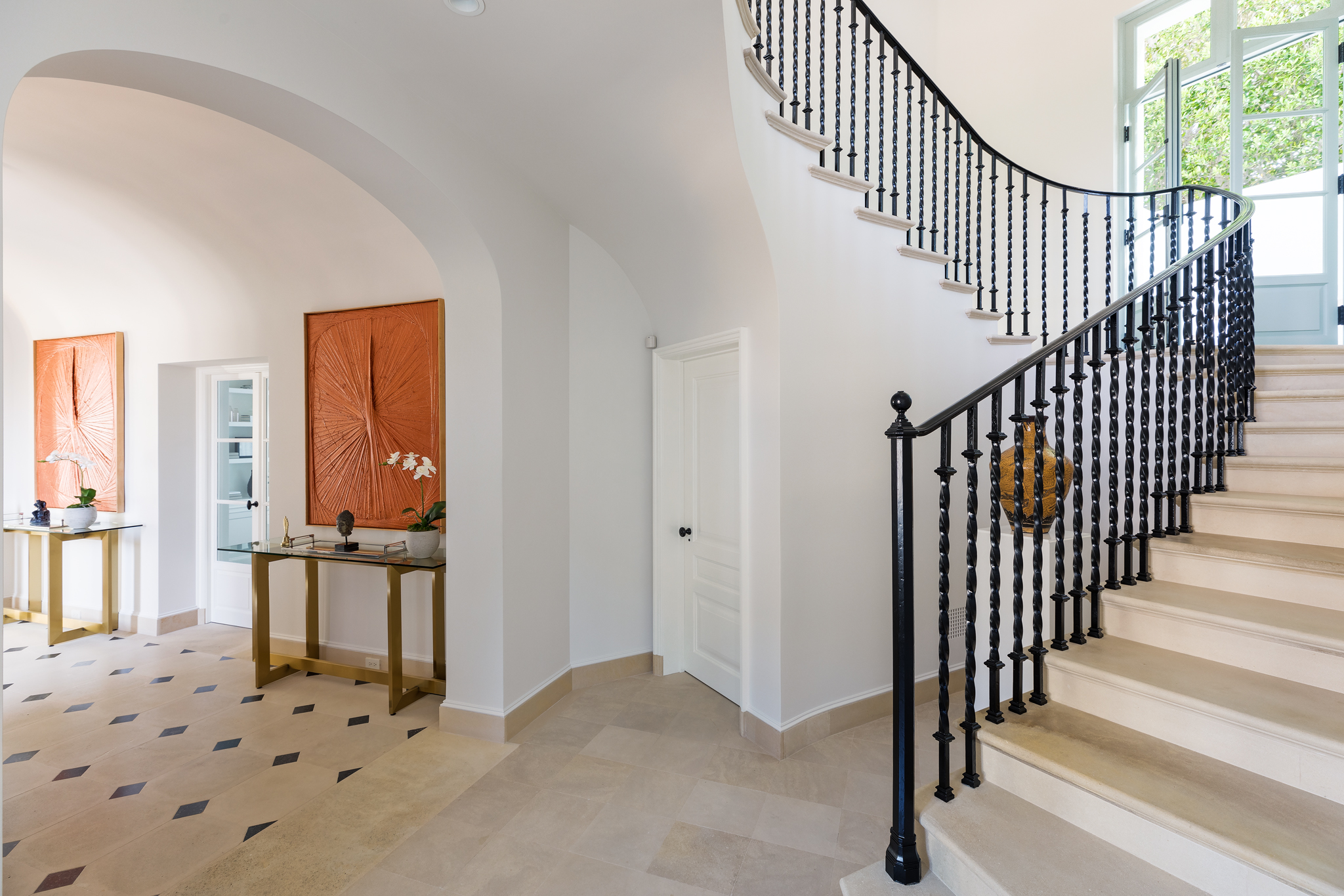 9240 Robin Dr, Los Angeles CA – image 11