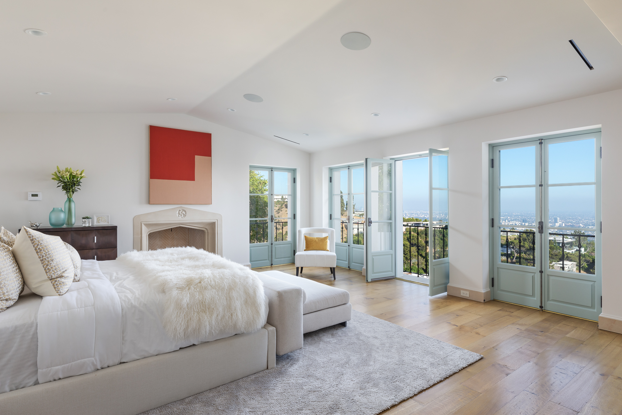 9240 Robin Dr, Los Angeles CA – image 29