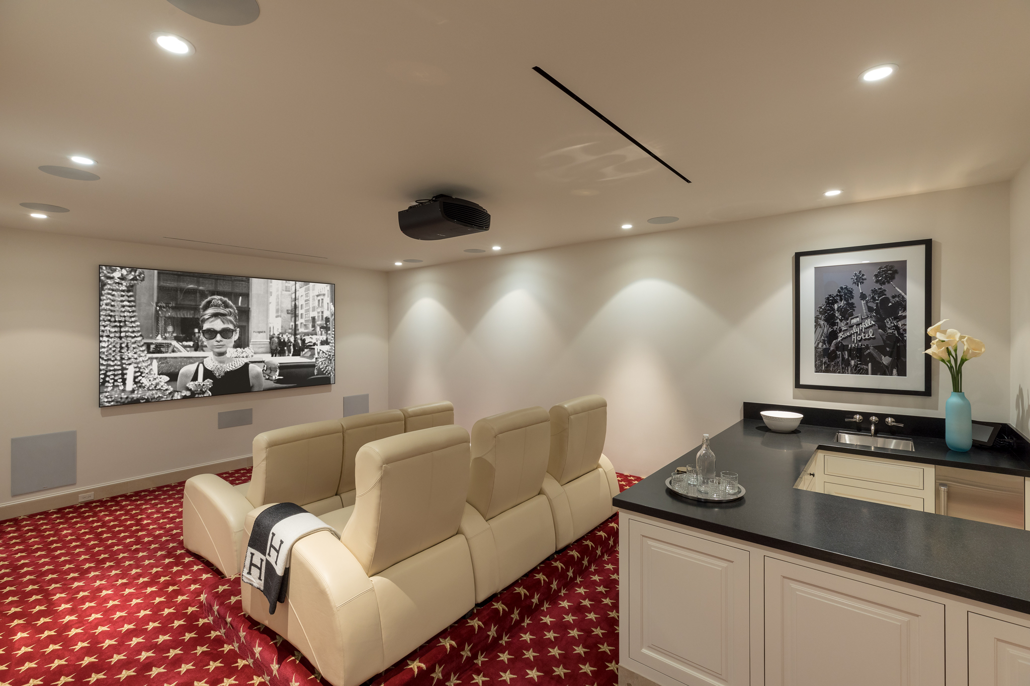 9240 Robin Dr, Los Angeles CA – image 34