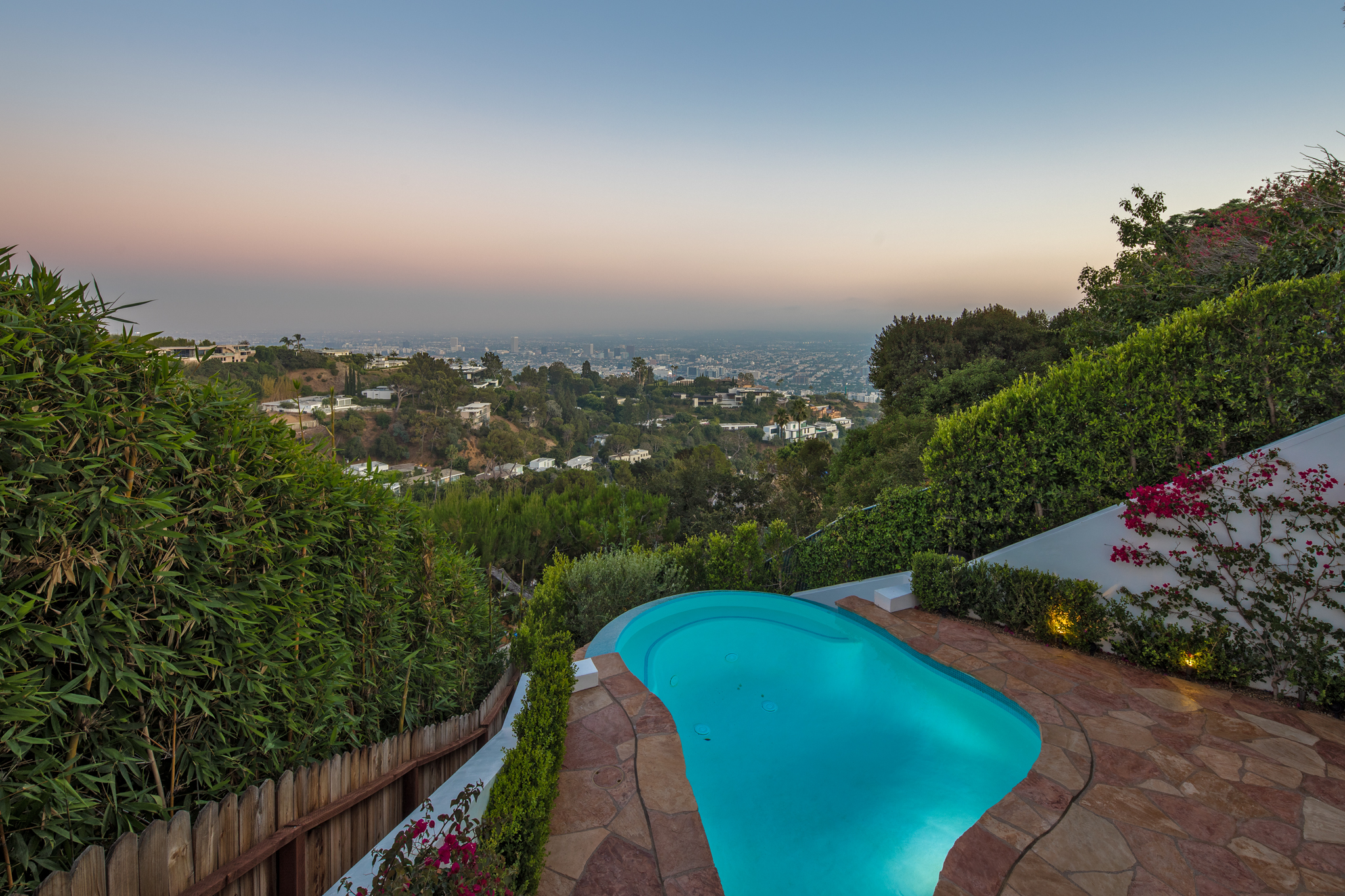 9240 Robin Dr, Los Angeles CA – image 43