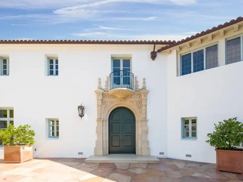 9240 Robin Dr, Los Angeles CA – image 9
