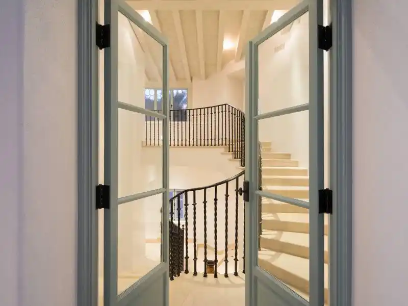 9240 Robin Dr, Los Angeles CA – image 12
