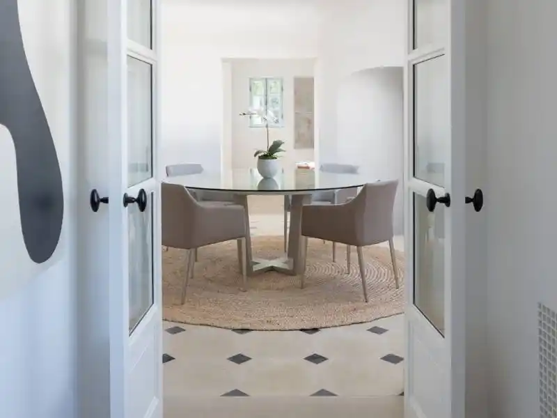 9240 Robin Dr, Los Angeles CA – image 17