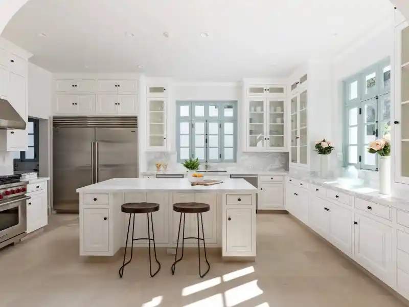 9240 Robin Dr, Los Angeles CA – image 19