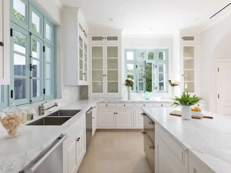 9240 Robin Dr, Los Angeles CA – image 20