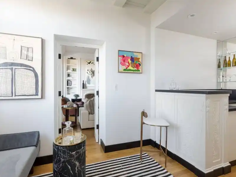 9240 Robin Dr, Los Angeles CA – image 23