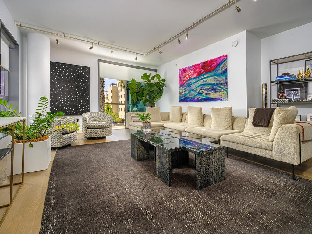 1755 Ocean Ave #310, Santa Monica CA – image 3