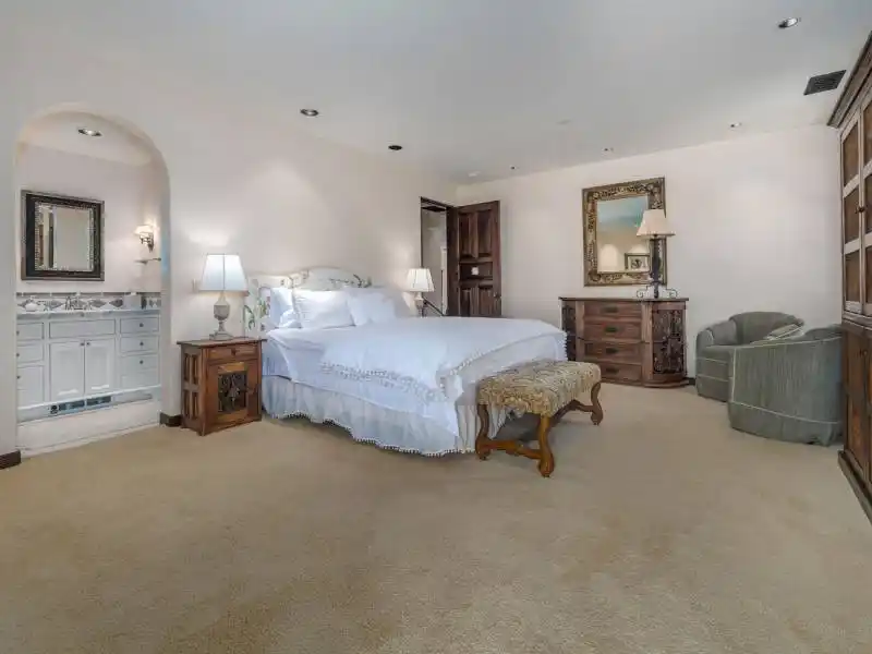 2667 Via De Los Ranchos, Los Olivos – image 15