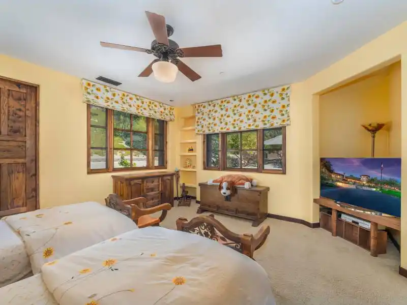 2667 Via De Los Ranchos, Los Olivos – image 17