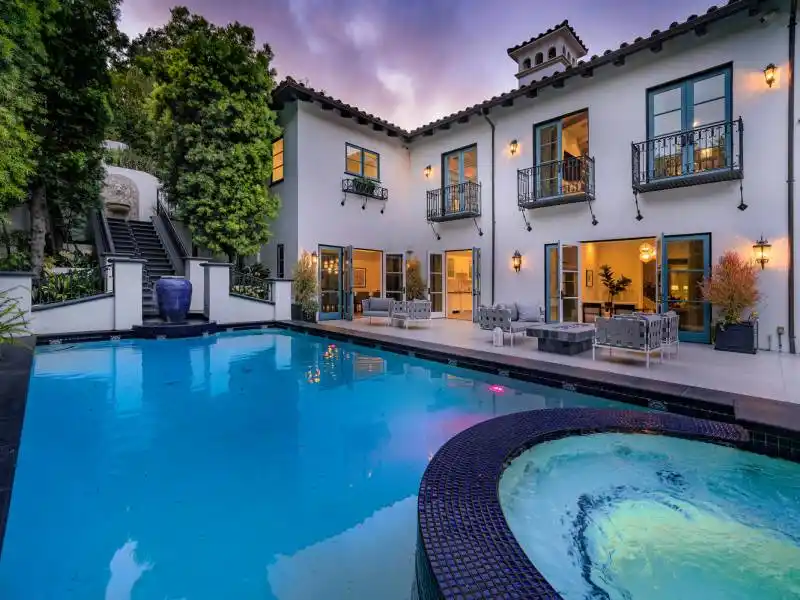 1133 Tower Rd. Beverly Hills – image 1