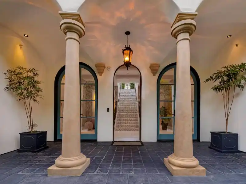 1133 Tower Rd. Beverly Hills – image 5