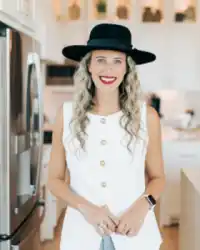 Elissa Emmons